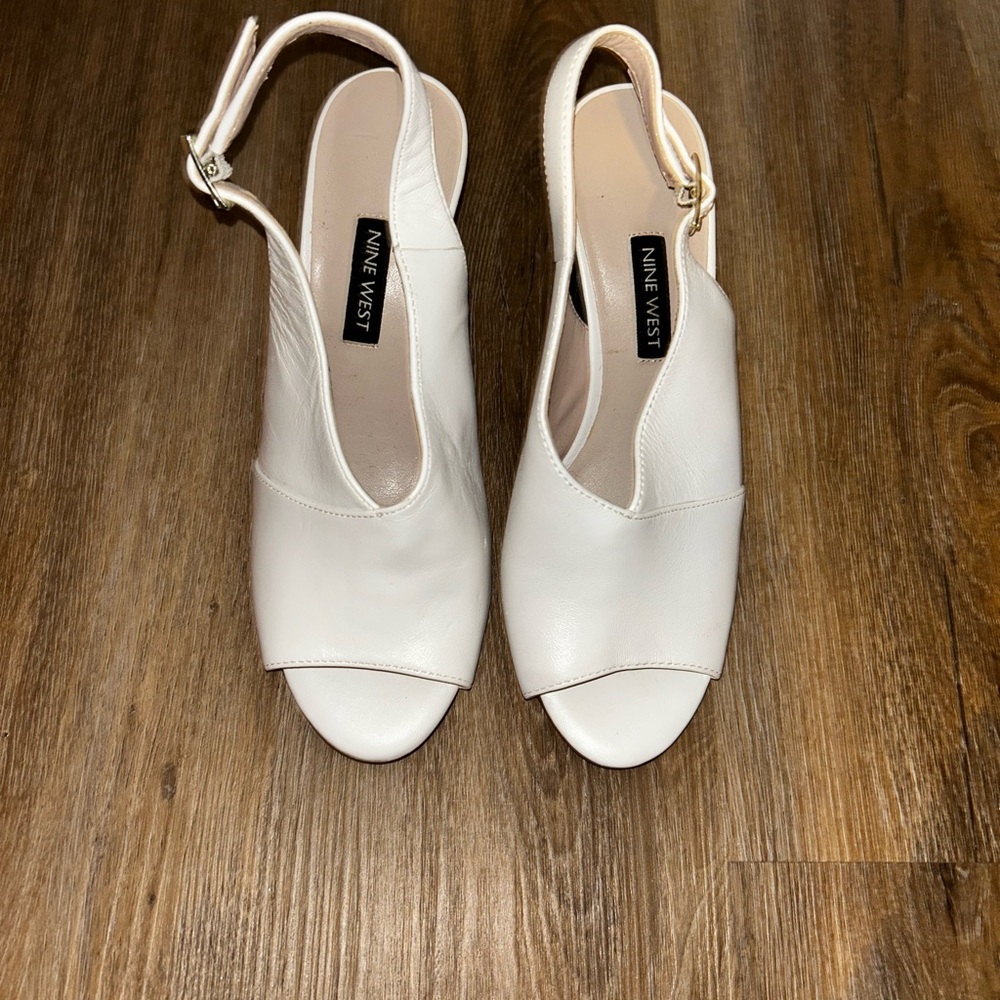 Nine West White Heels with Peep-Toe Design